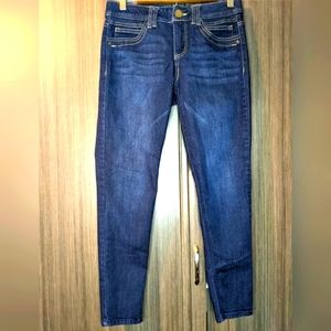 Democracy "Ab"solution Indigo Mid-rise Jeans, Size 6